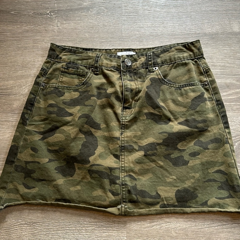 Mudpie Camo Skirt